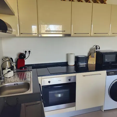 Family Luxury Terra - 4 Star Free Resort, Golf I Skiing Apartment Bansko